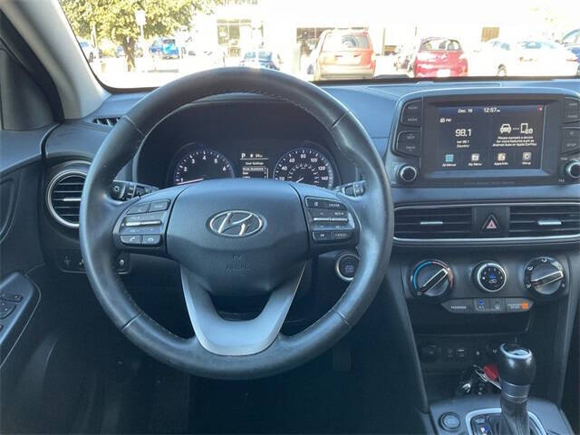 2021 Hyundai Kona SEL Plus