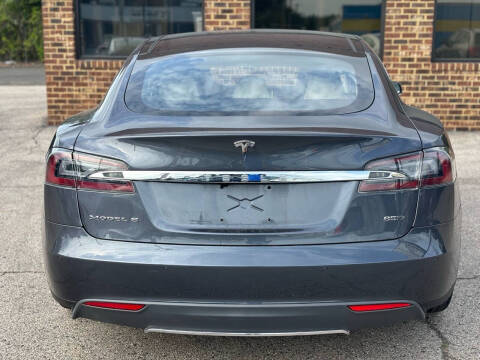 2016 Tesla Model S 70D