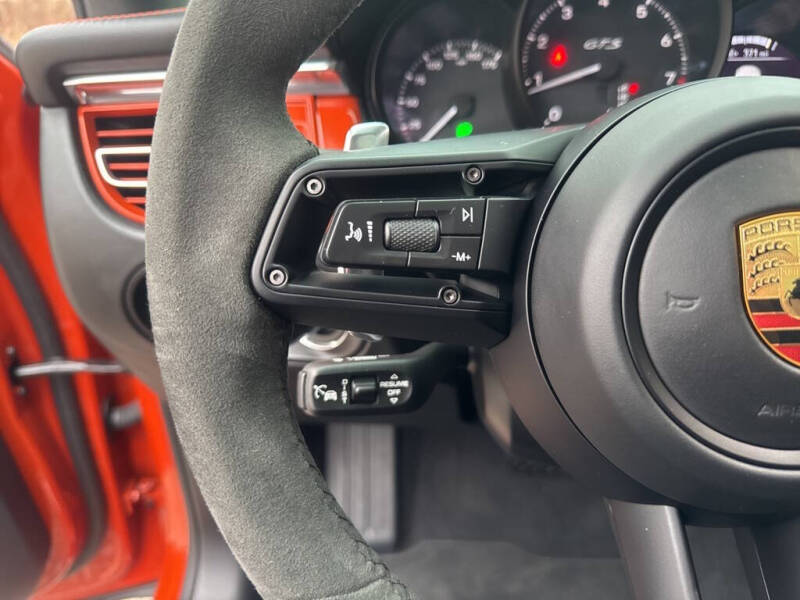 2025 Porsche Macan GTS