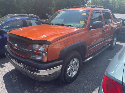 2005 Chevrolet Avalanche for sale at Trocci's Auto Sales in West Pittsburg PA