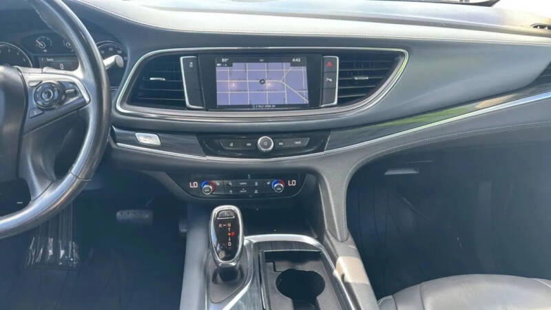 2018 Buick Enclave Essence