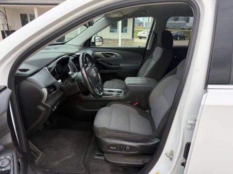 2018 Chevrolet Traverse LT Cloth