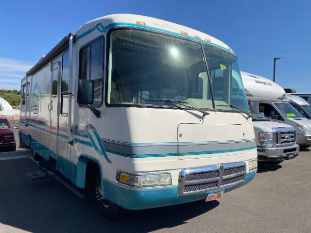 1997 Ford F-530's photo