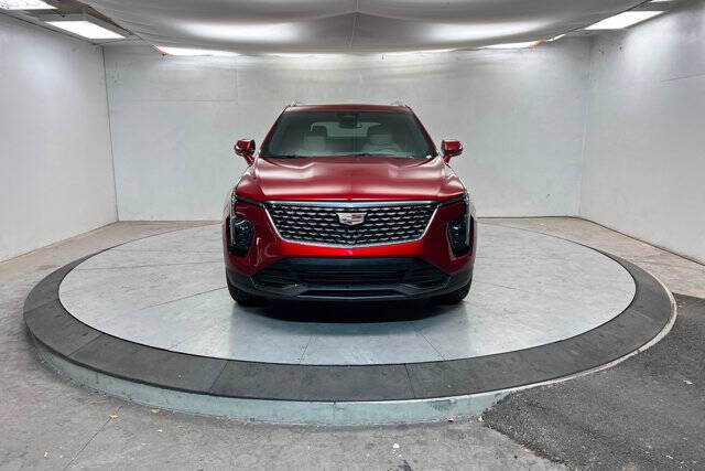 2024 Cadillac XT4 Luxury