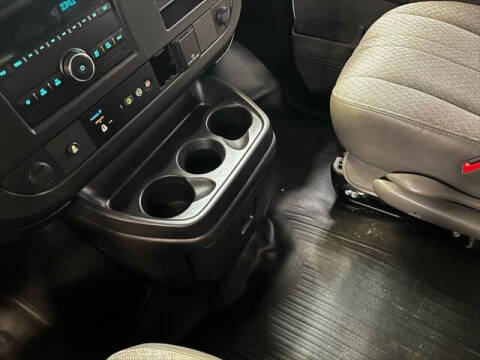 2017 Chevrolet Express 2500