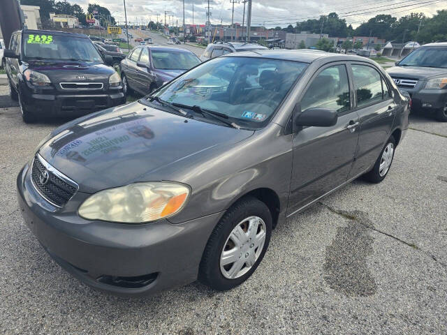 2006 Toyota Corolla for sale at QUEENSGATE AUTO SALES in York, PA