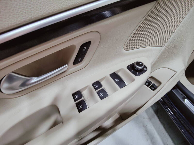 2014 Volkswagen Eos Sport SULEV