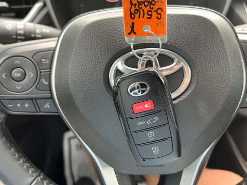 2024 Toyota Corolla Cross XLE