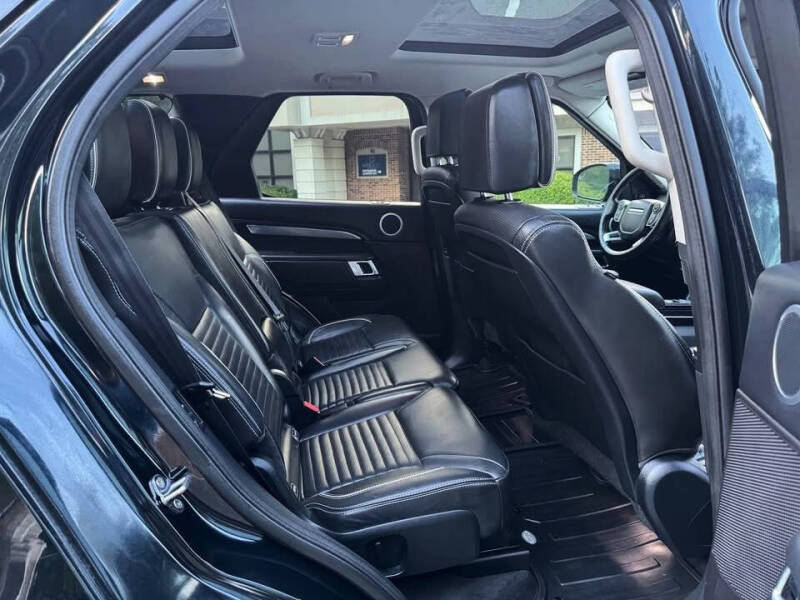 2017 Land Rover Discovery First Edition