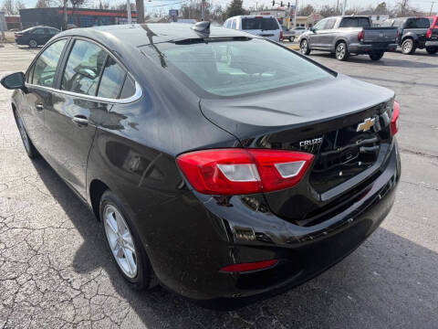 2017 Chevrolet Cruze LT Auto