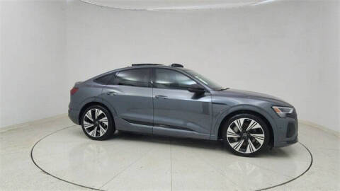 2024 Audi Q8 Sportback e-tron quattro Prestige S line