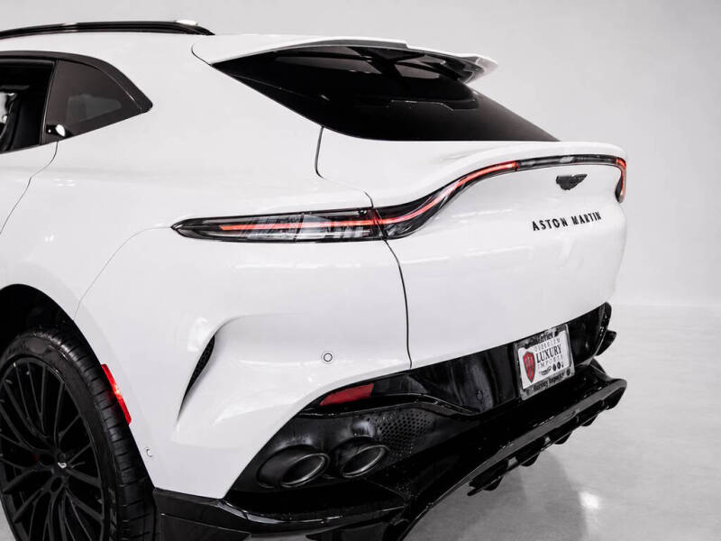 2026 Aston Martin DBX 707