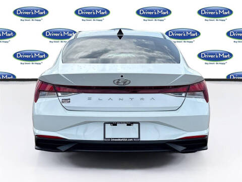 2022 Hyundai Elantra