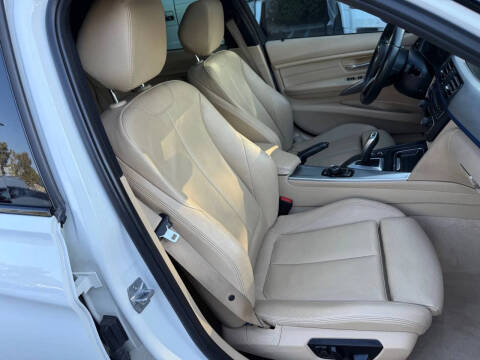 2014 BMW 3 Series 328i