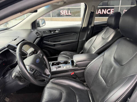 2019 Ford Edge Titanium