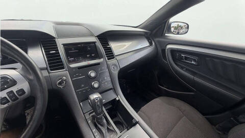 2013 Ford Taurus SEL