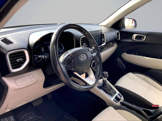 2023 Hyundai Venue SEL