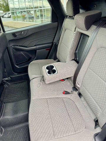 2022 Ford Escape SE