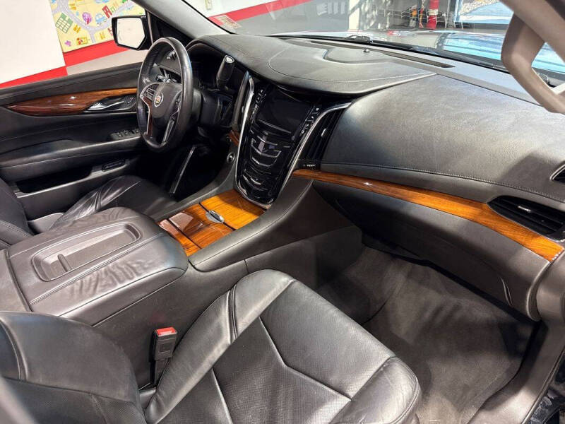 2015 Cadillac Escalade Premium