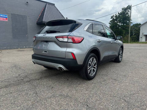 2021 Ford Escape SEL