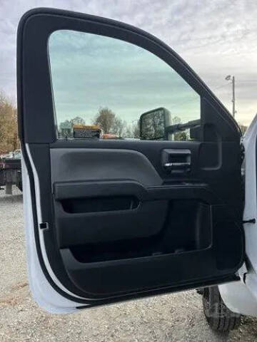 2022 Chevrolet Silverado 6500HD