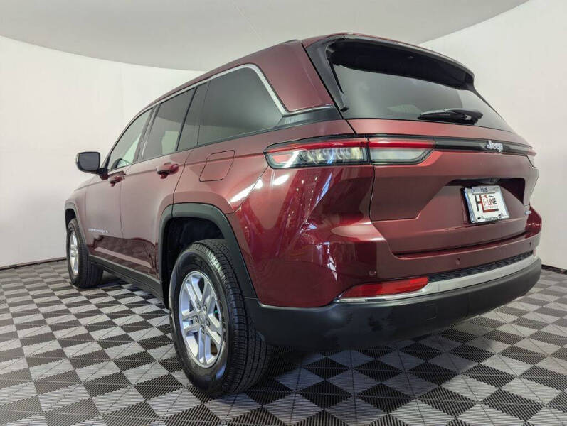 2024 Jeep Grand Cherokee Laredo