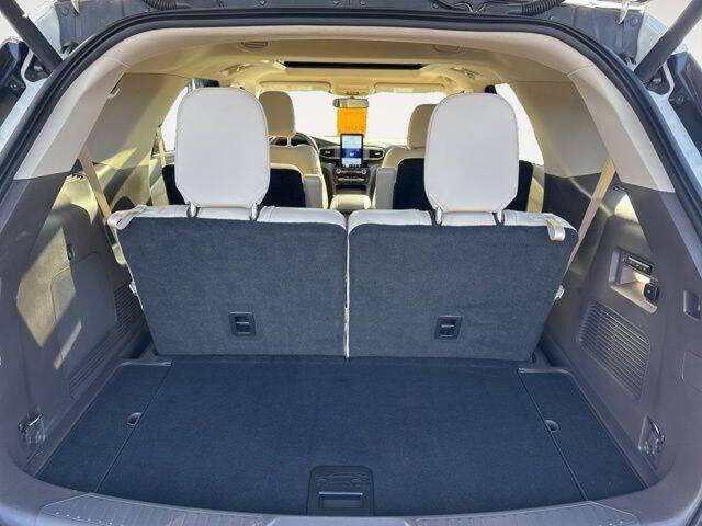 2021 Ford Explorer Platinum