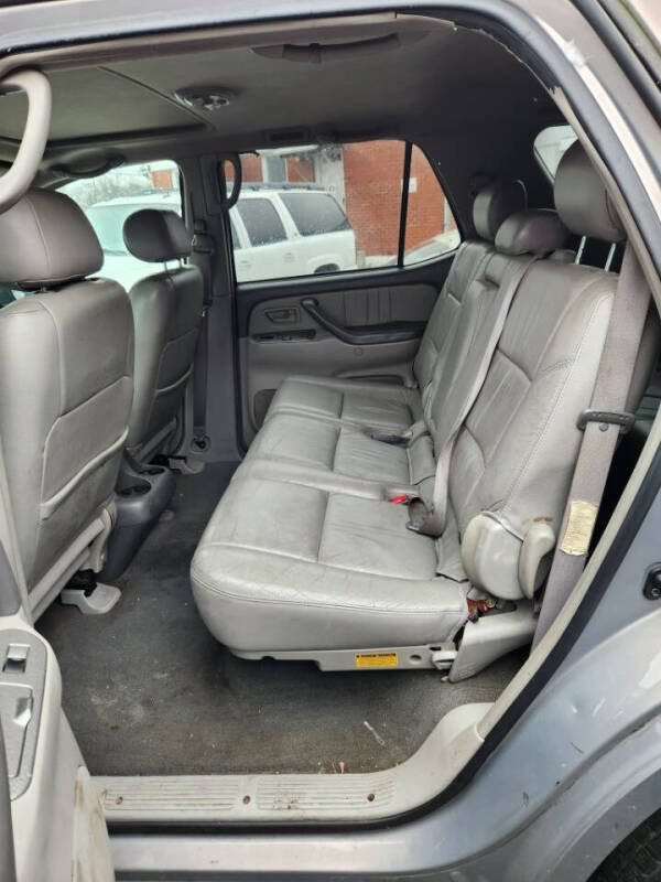 2001 Toyota Sequoia Limited