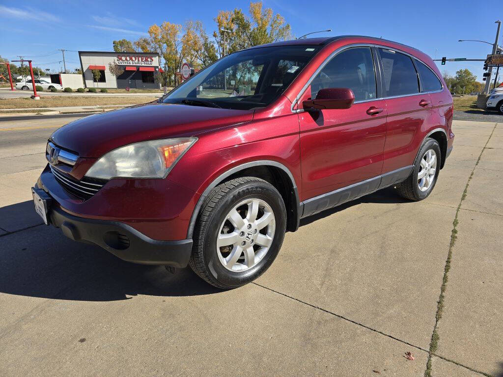 2007 Honda CR-V for sale at Bigfoot Auto in Hiawatha, IA