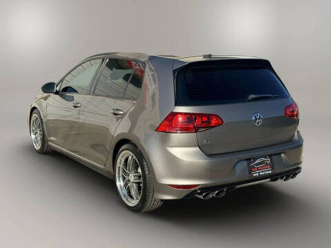 2017 Volkswagen Golf R 4Motion