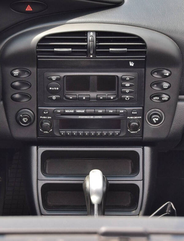 2004 Porsche Boxster S