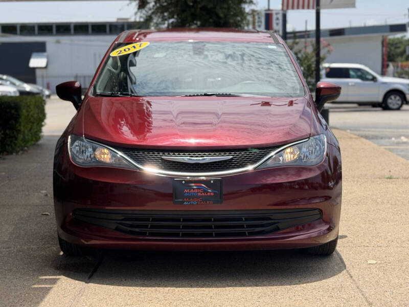 2017 Chrysler Pacifica Touring