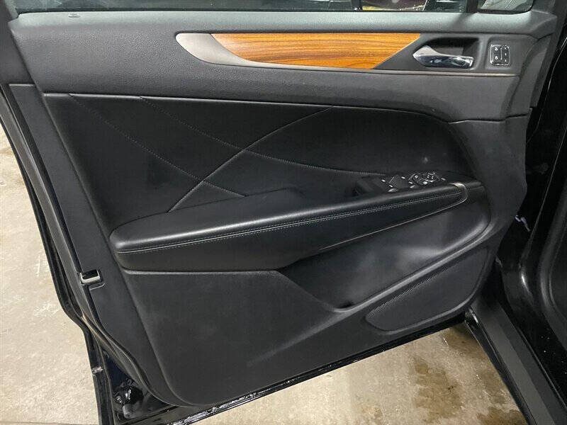 2017 Lincoln MKC Select