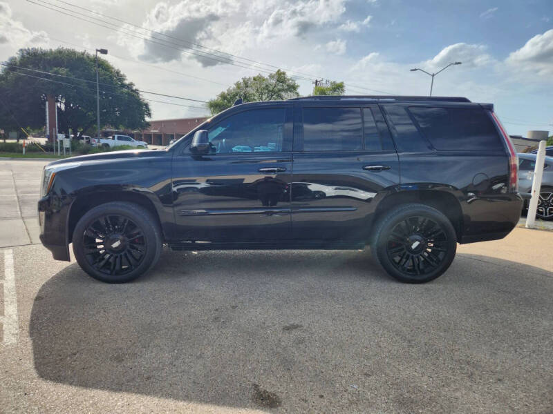 2018 Cadillac Escalade Platinum