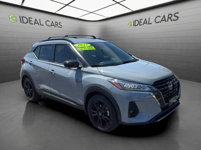 2022 Nissan Kicks SR
