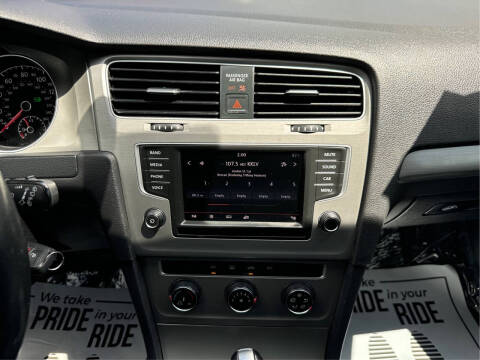 2016 Volkswagen Golf