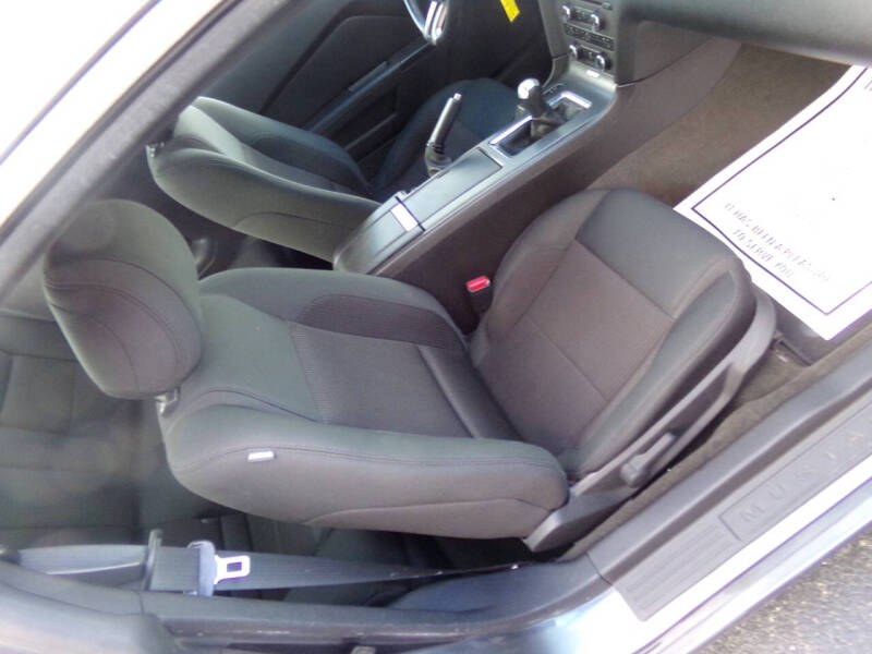 2014 Ford Mustang V6