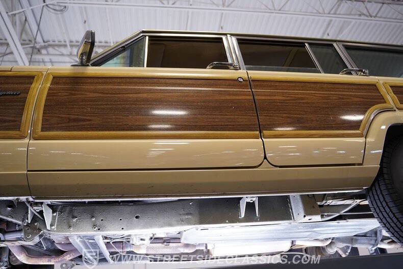 1989 Jeep Grand Wagoneer