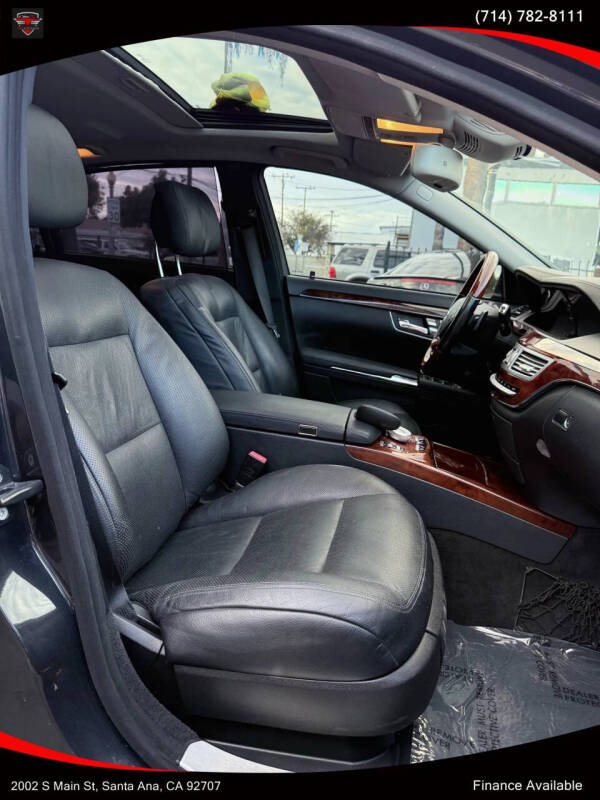 2012 Mercedes-Benz S-Class S 550