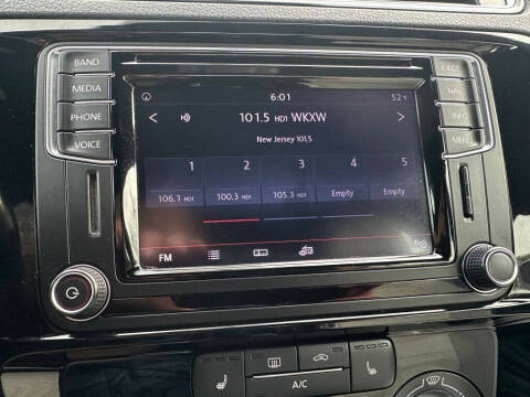 2017 Volkswagen Jetta 1.8T Sport