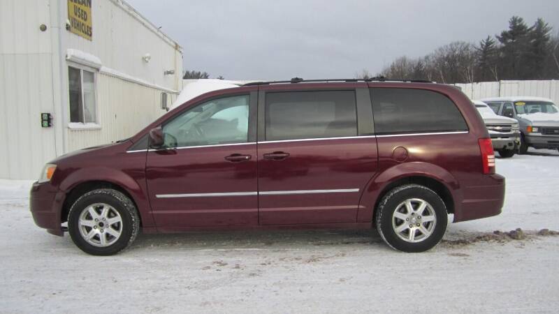 2009 Chrysler Town and Country for sale at Superior Auto of Negaunee in Negaunee MI
