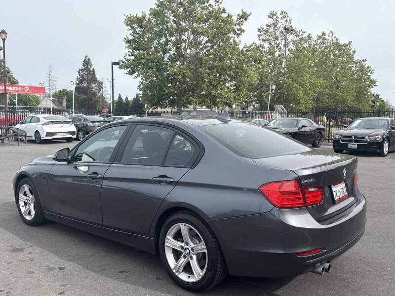2015 BMW 3 Series 328i