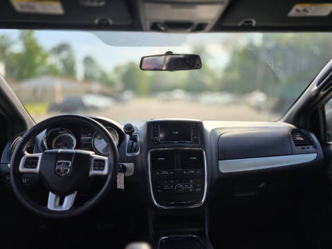 2016 Dodge Grand Caravan R/T