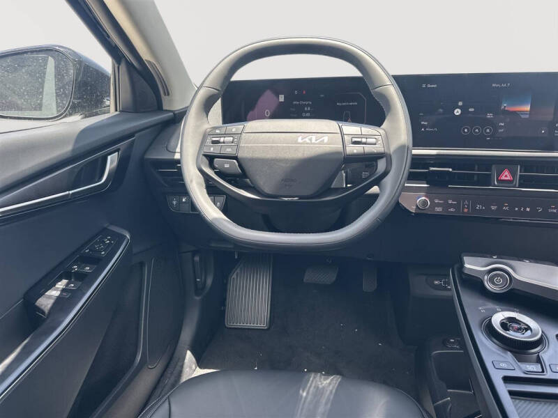 2025 Kia EV6 Light Long Range