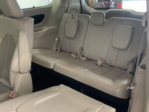 2021 Chrysler Pacifica Hybrid Touring L