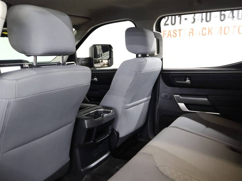 2022 Toyota Tundra SR5