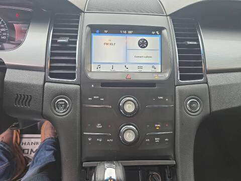 2019 Ford Taurus SEL