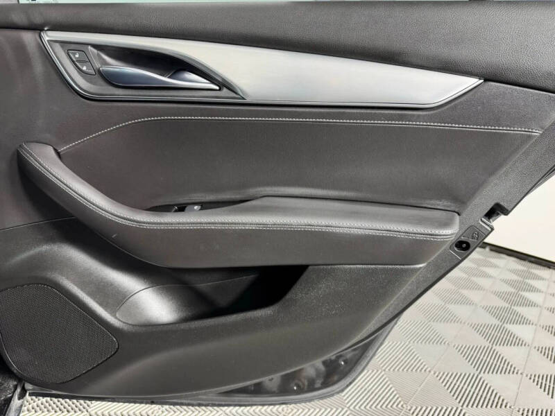 2022 Cadillac CT5 Luxury