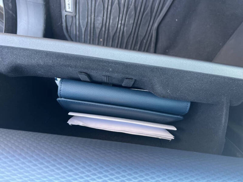 2021 Land Rover Range Rover Velar P250 R-Dynamic S