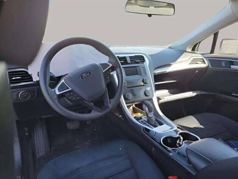 2016 Ford Fusion Hybrid SE